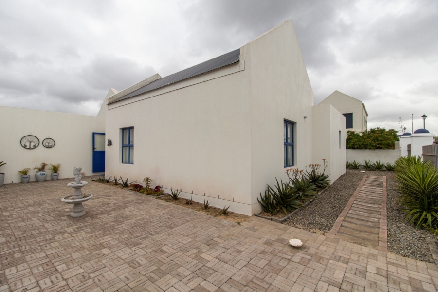 3 Bedroom Property for Sale in Blue Lagoon Western Cape